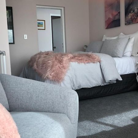 Allie'S Hill Top Haven Bed & Breakfast Whanganui Exterior foto